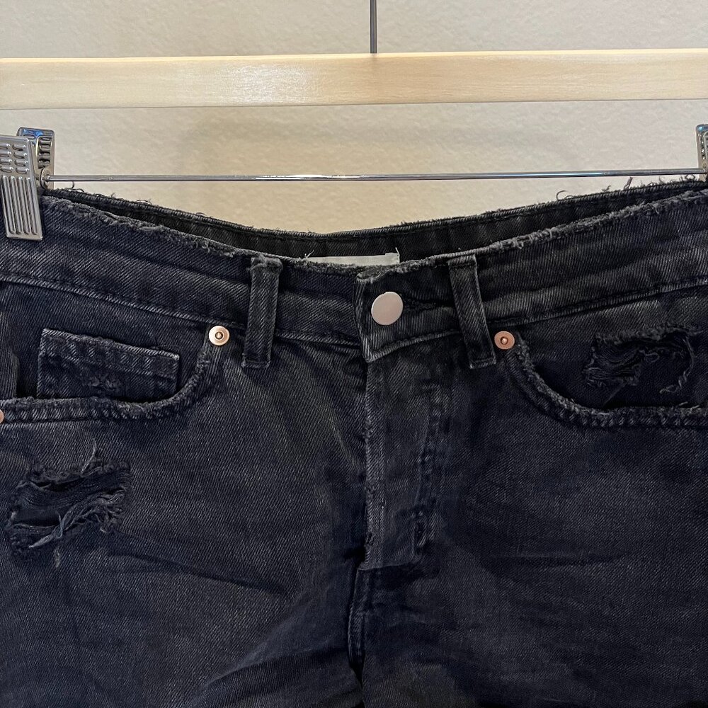 H&M Denim Shorts Size 6 - Picture 5 of 9